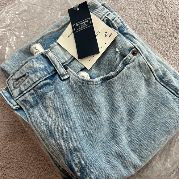 Abercrombie 90s Straight Jeans Ultra High Rise - Picture 5 of 5